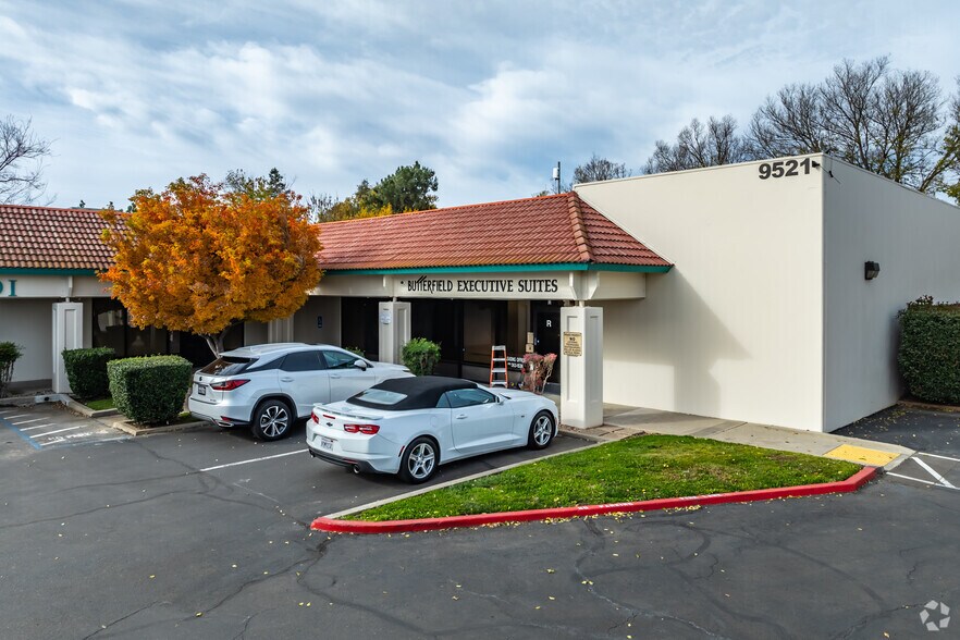 More Photos Of 9521 Folsom Blvd, Sacramento Office Residential For Lease