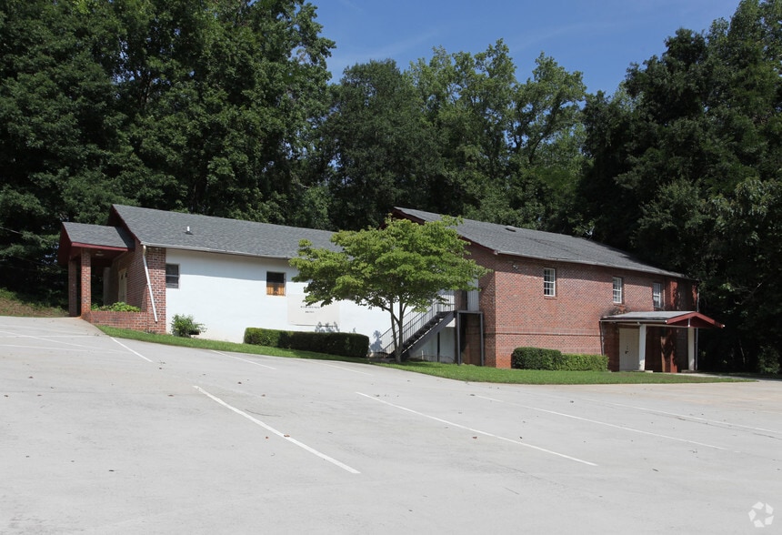 More Photos Of 2766 White Oak Dr, Decatur Religious Facility For Sale