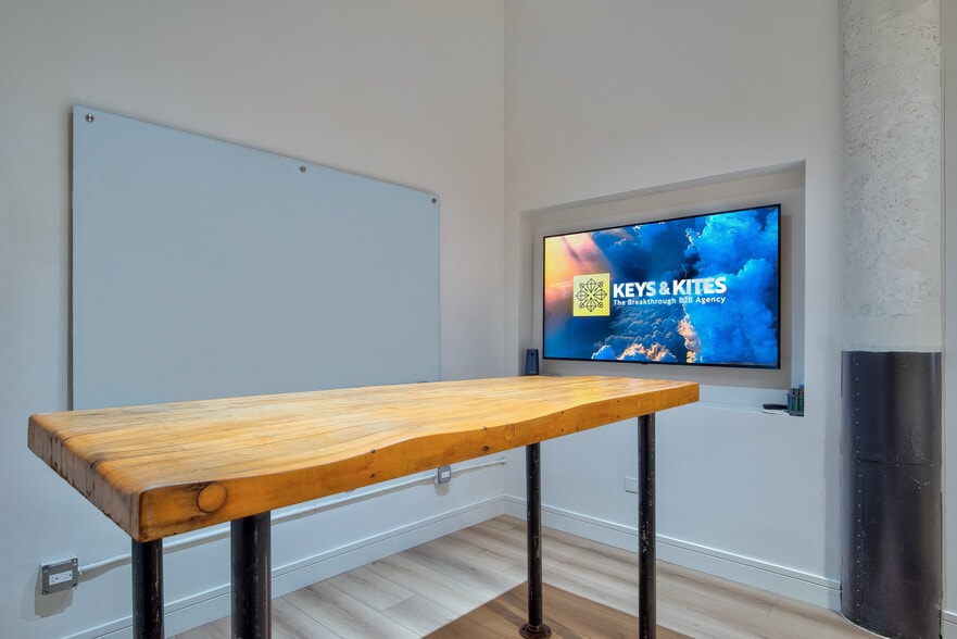 More Photos Of 727 S Dearborn St, Chicago Apartments For Sale