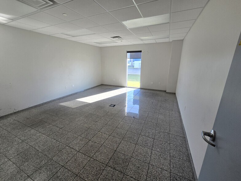 More Photos Of 1001 Schulz Blvd, Robinsonville Manufacturing For Lease