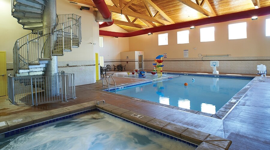 More Photos Of 3200 W Russell St, Sioux Falls Hotel For Sale