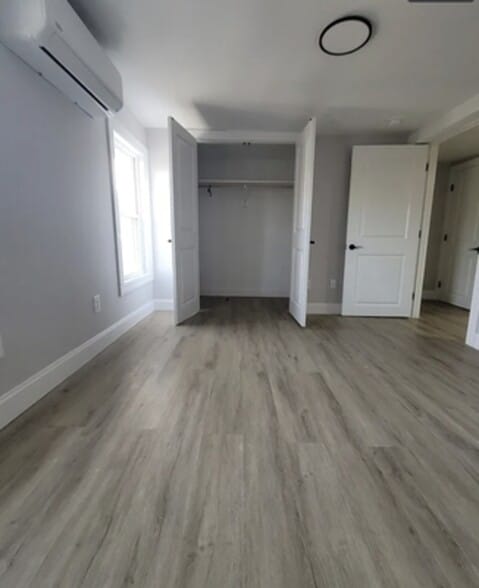 More Photos Of 19-25 Vineyard Ave, Highland Apartments For Sale