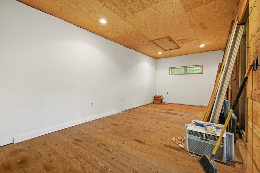 More Photos Of 400 Mulberry Gap Rd, Ellijay Hospitality For Sale