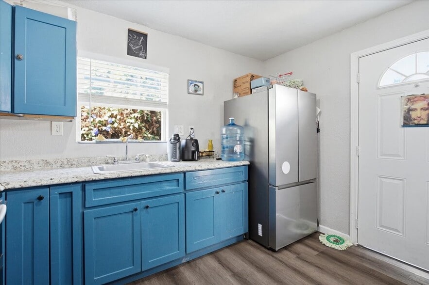 More Photos Of 2304 G Ave, National City Apartments For Sale