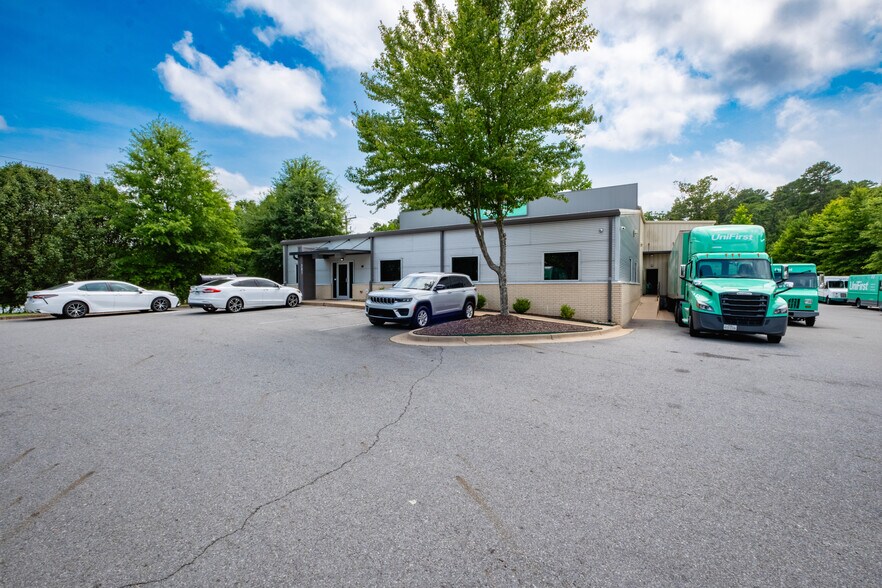 More Photos Of 201 Murphy Dr, Maumelle Research And Development For Lease