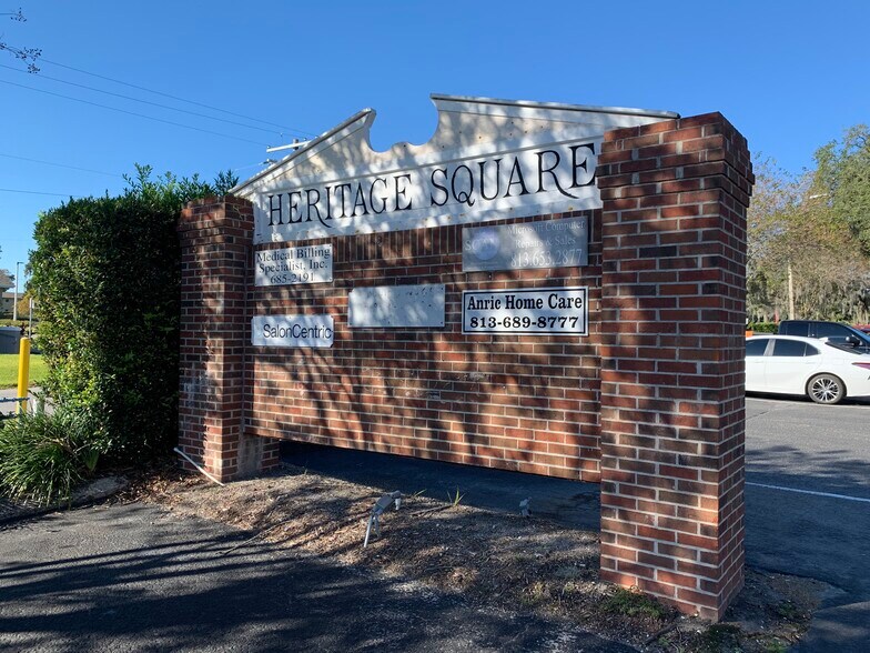 More Photos Of 110 Lithia Pinecrest Rd S, Brandon Office For Lease