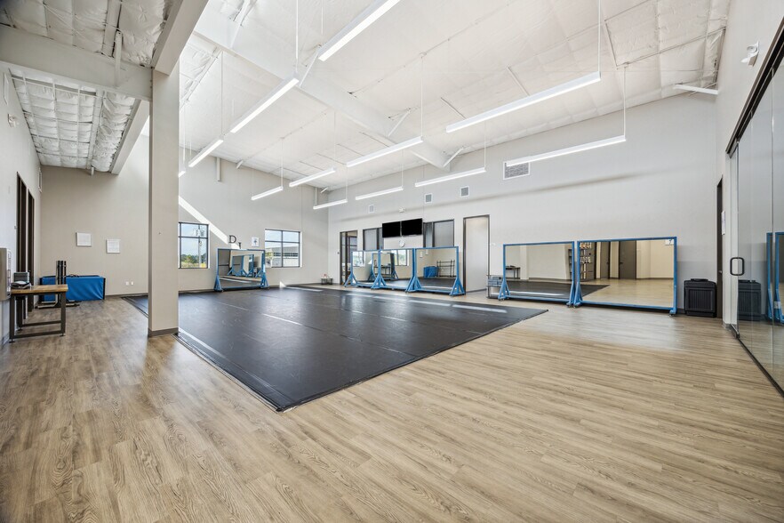 More Photos Of 4440 FM 2351, Friendswood Office For Sale