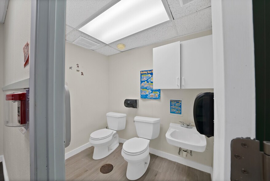 More Photos Of 130 S Moore Rd, Coppell Daycare Center For Sale