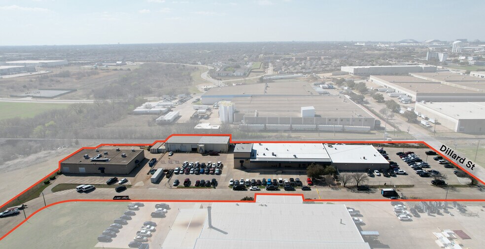 More Photos Of 2425 Dillard St, Grand Prairie Flex For Sale