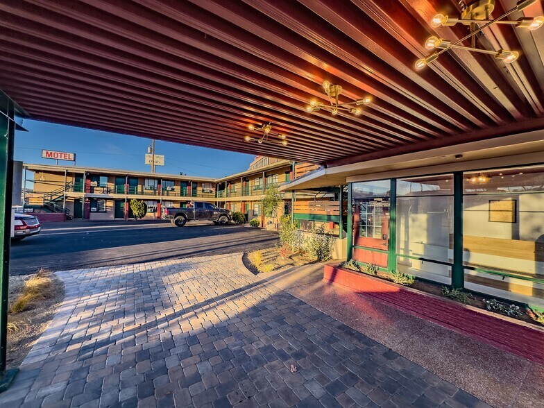 More Photos Of 1011 E 4th St, Reno Hotel For Sale