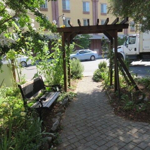 More Photos Of 124 Bank St, Grass Valley Restaurant For Sale