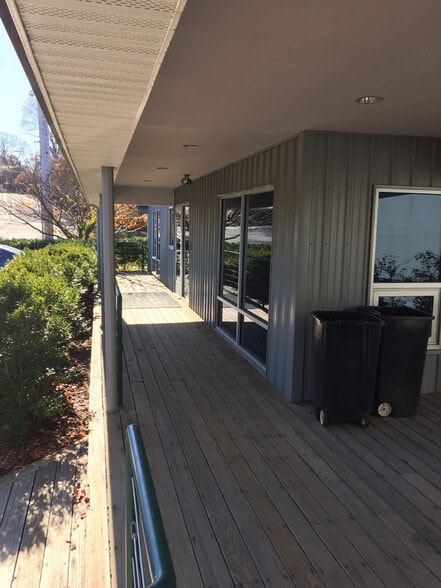 More Photos Of 70 Bridge St, Groton Light Manufacturing For Lease