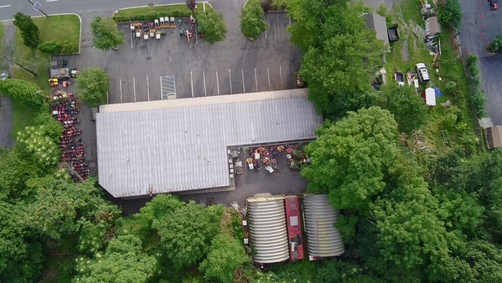 More Photos Of 1190 Pompton Ave, Cedar Grove General Retail For Sale