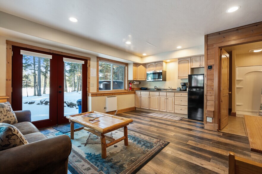 More Photos Of 1845 Hodgson Rd, Whitefish Hotel For Sale