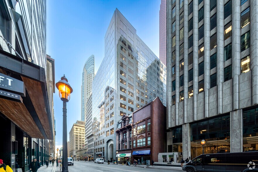 Primary Photo Of 100 Yonge St, Toronto Office For Lease