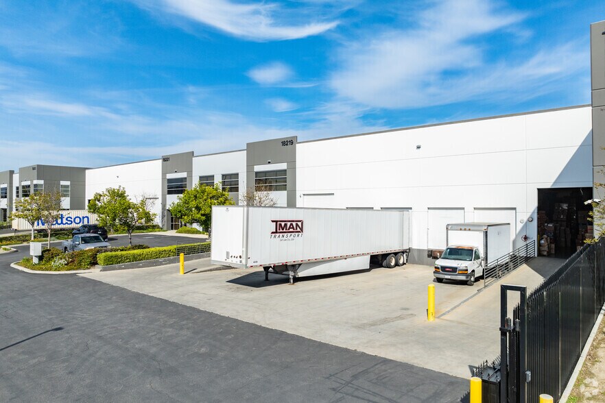 More Photos Of 18217-18233 E Railroad St, City of Industry Warehouse For Lease