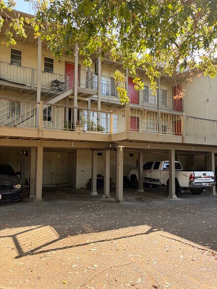 More Photos Of 129 Woodland Ave, San Rafael Apartments For Sale
