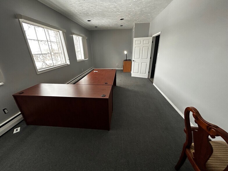More Photos Of 12703 Triskett, Cleveland Office For Sale