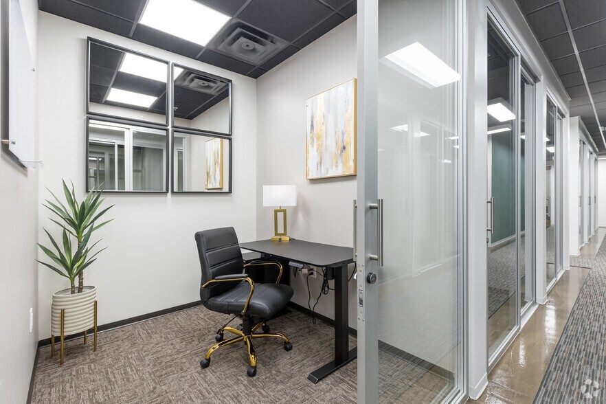 More Photos Of 275 Interstate North Cir SE, Atlanta Coworking Space