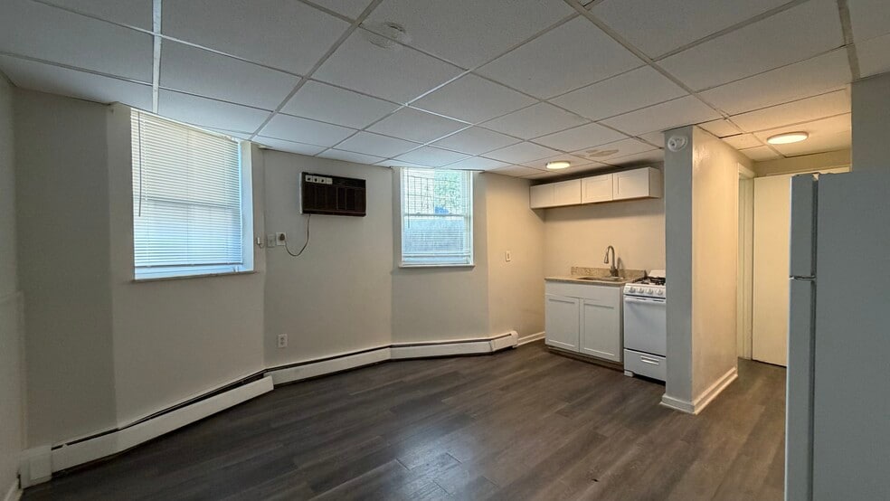 More Photos Of 2072 Elm Ave, Cincinnati Apartments For Sale