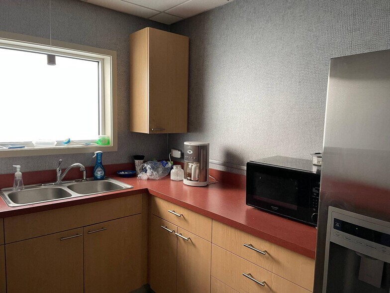 More Photos Of 1161 E Main St, Chattanooga Office For Sale