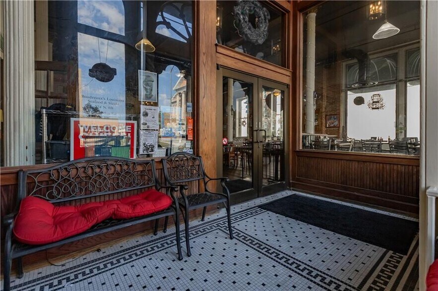 More Photos Of 224 N 4th St, Saint Joseph Office For Lease