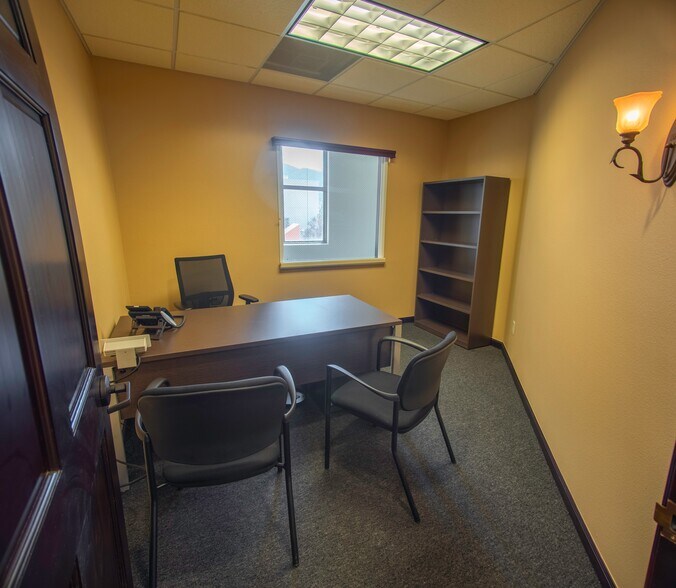 More Photos Of 41911 5th St, Temecula Office For Lease