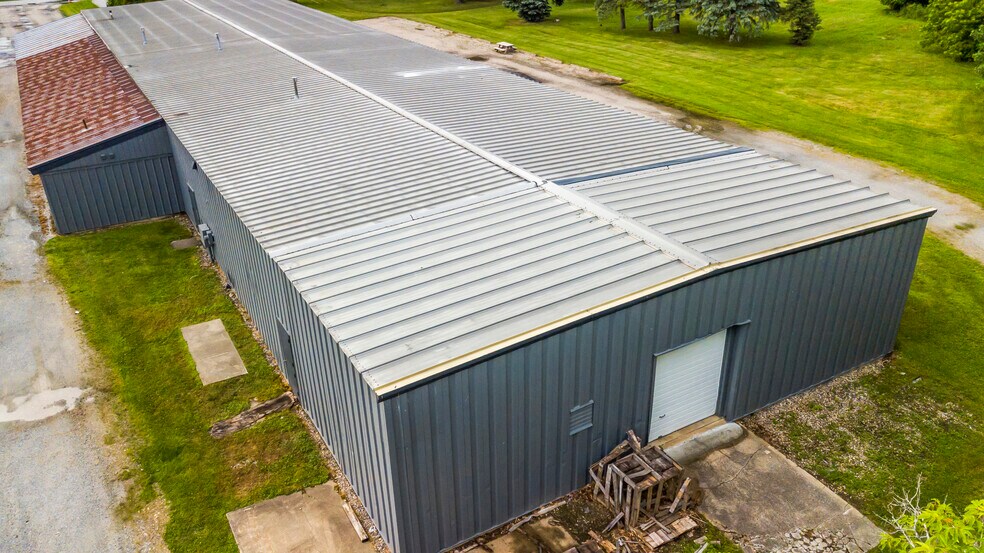 More Photos Of 123 Park St, Rutland Manufacturing For Lease