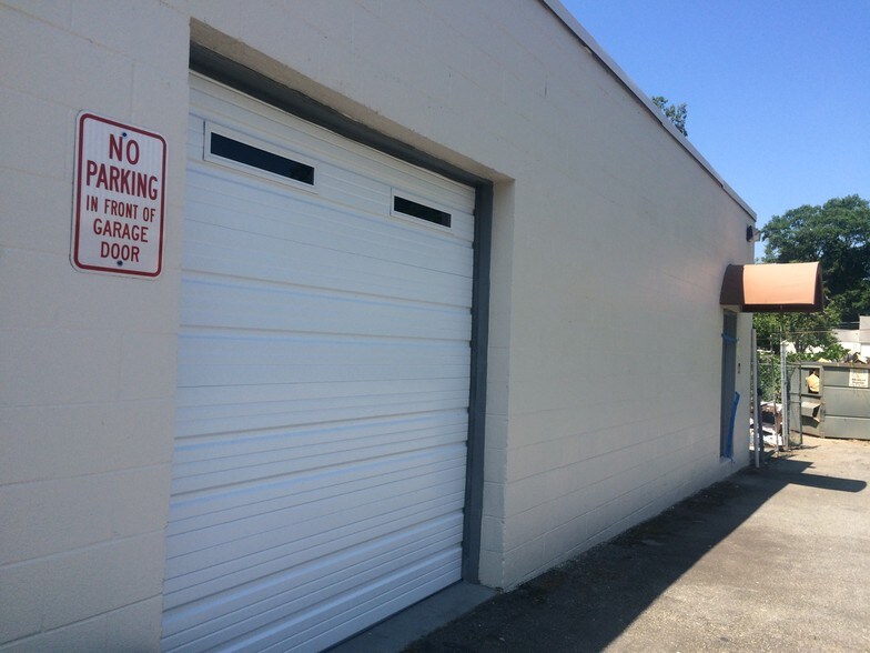 More Photos Of 145 New St, Decatur Warehouse For Lease