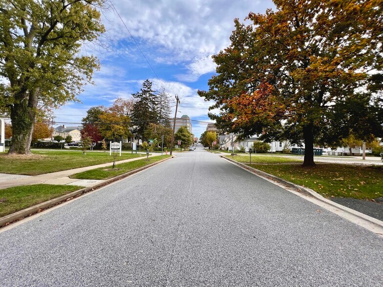 More Photos Of 403 W Pennsylvania Ave, Towson Office Residential For Sale