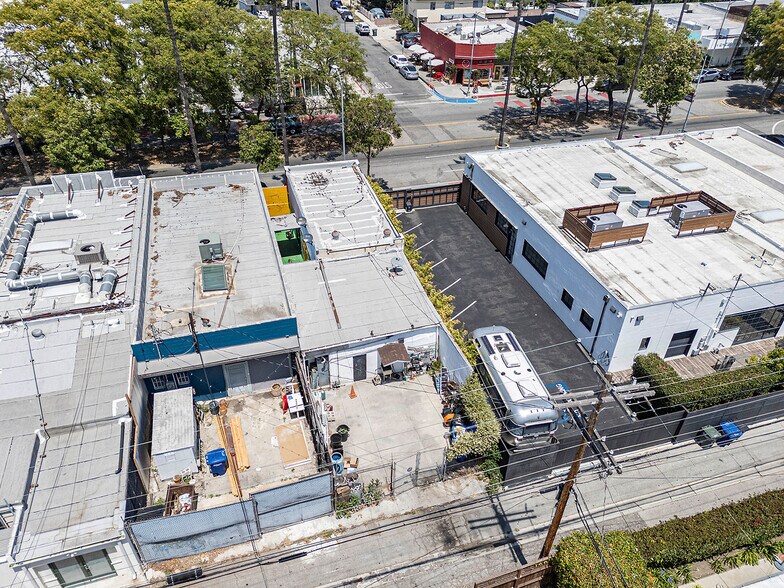 More Photos Of 8554 Washington Blvd, Culver City Bar For Sale