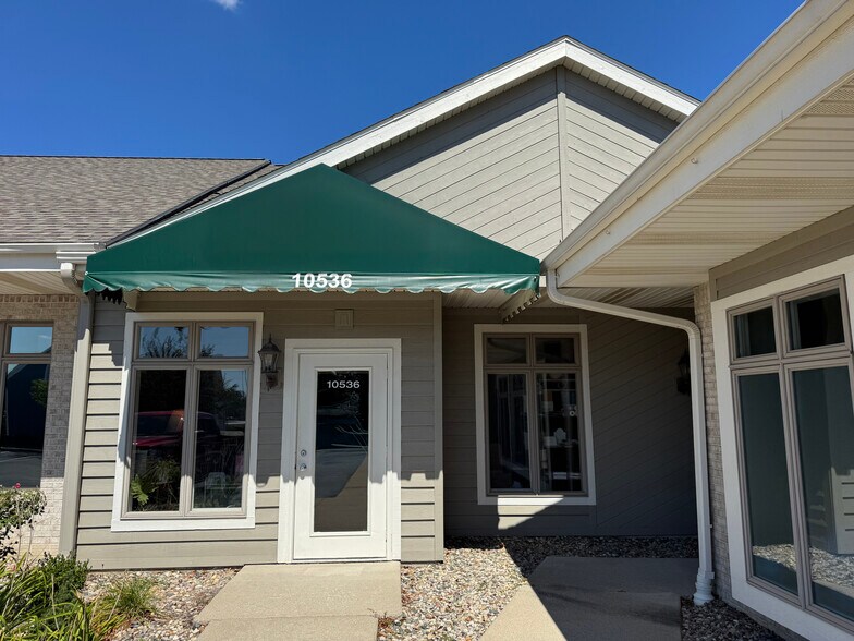 Primary Photo Of 10534-10536 Coldwater Rd, Fort Wayne Office For Sale