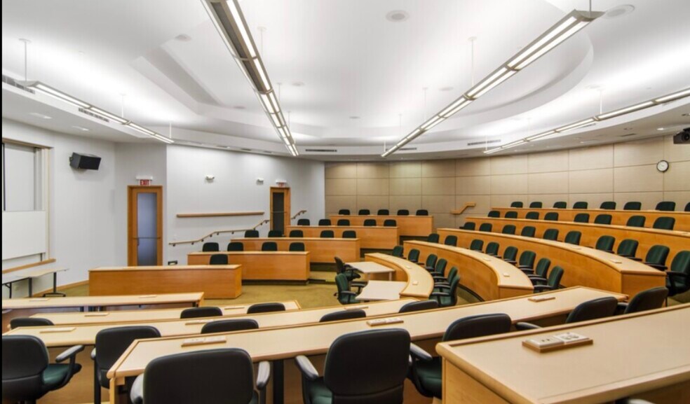 More Photos Of 28301 Ferry Rd, Warrenville Hospital For Lease