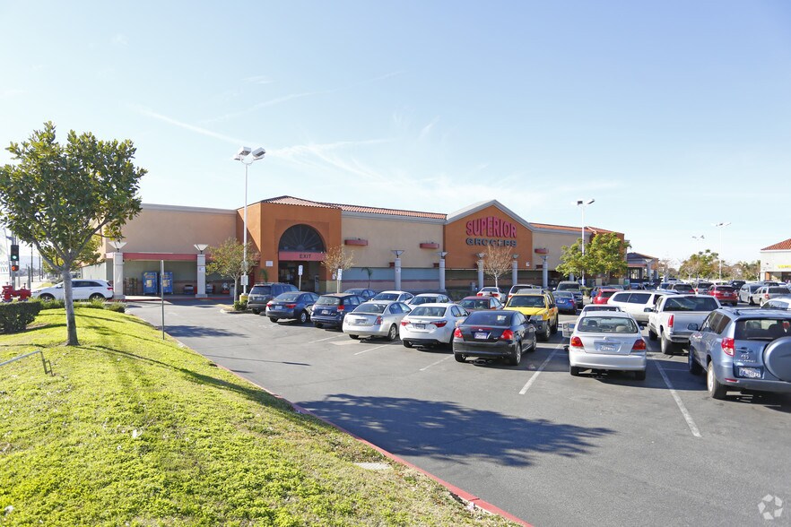 More Photos Of 1375-1467 N Citrus Ave, Covina Unknown For Lease