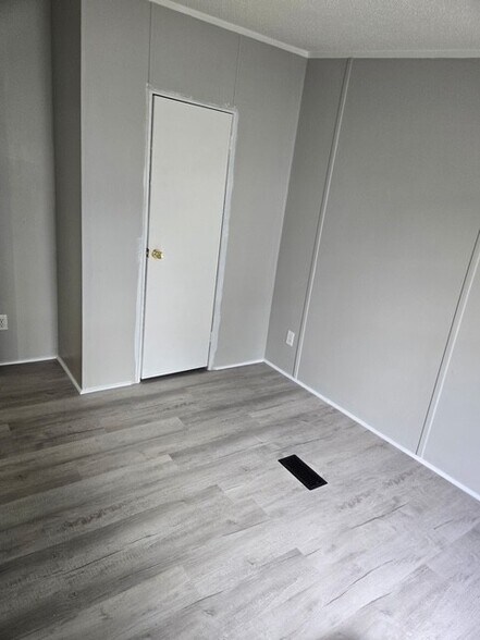 More Photos Of 727 Wilcox Ave, Gaffney Multifamily For Sale