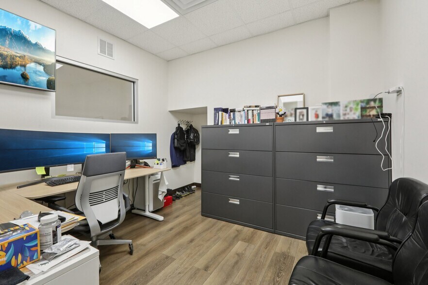 More Photos Of 7-9 Ridgefield, Ridgefield Park Flex For Lease