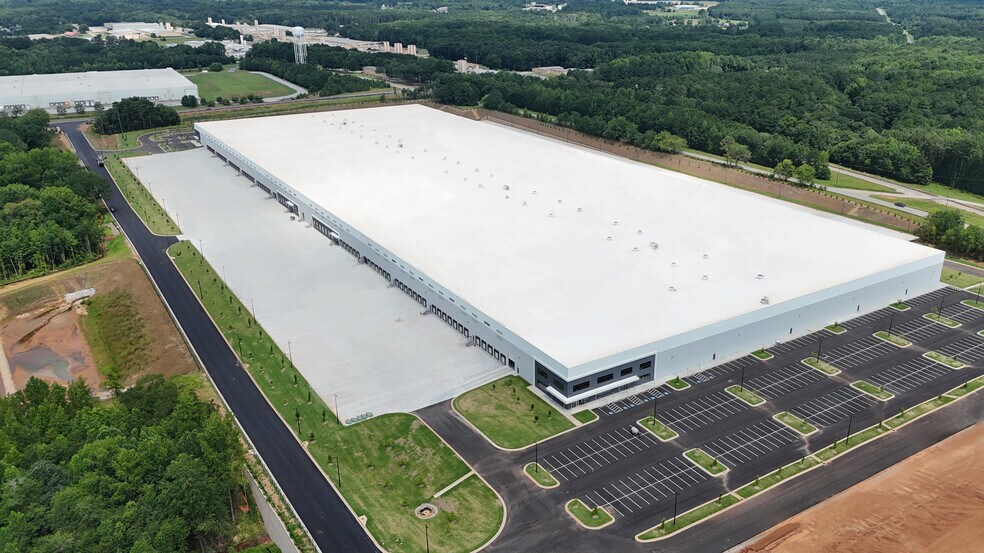 More Photos Of 1365 E Hightower Trl, Social Circle Unknown For Lease