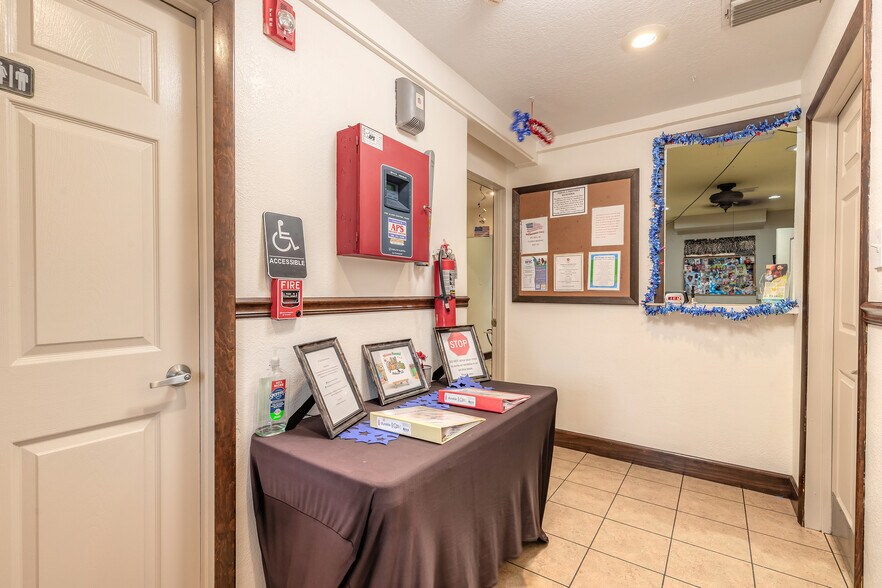 More Photos Of 1087 Mason Ave, Daytona Beach Medical For Sale