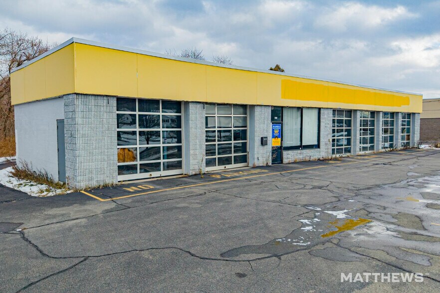 Primary Photo Of 2410 Corning Rd, Elmira Freestanding For Sale