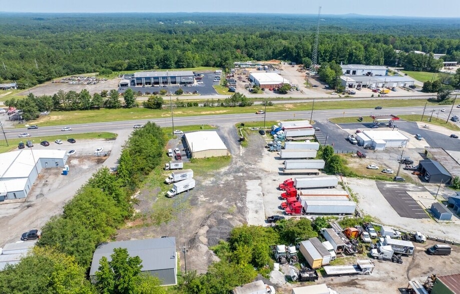 More Photos Of 13021 Veterans Memorial Hwy, Douglasville Warehouse For Lease