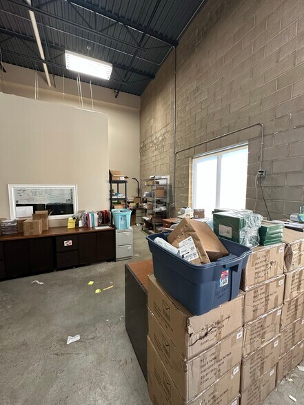 More Photos Of 2120 Howard Dr W, North Mankato Warehouse For Lease