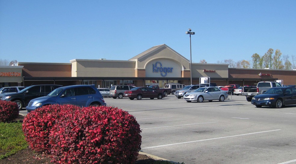 Primary Photo Of 300-370 Kroger Ctr, Morehead Unknown For Lease