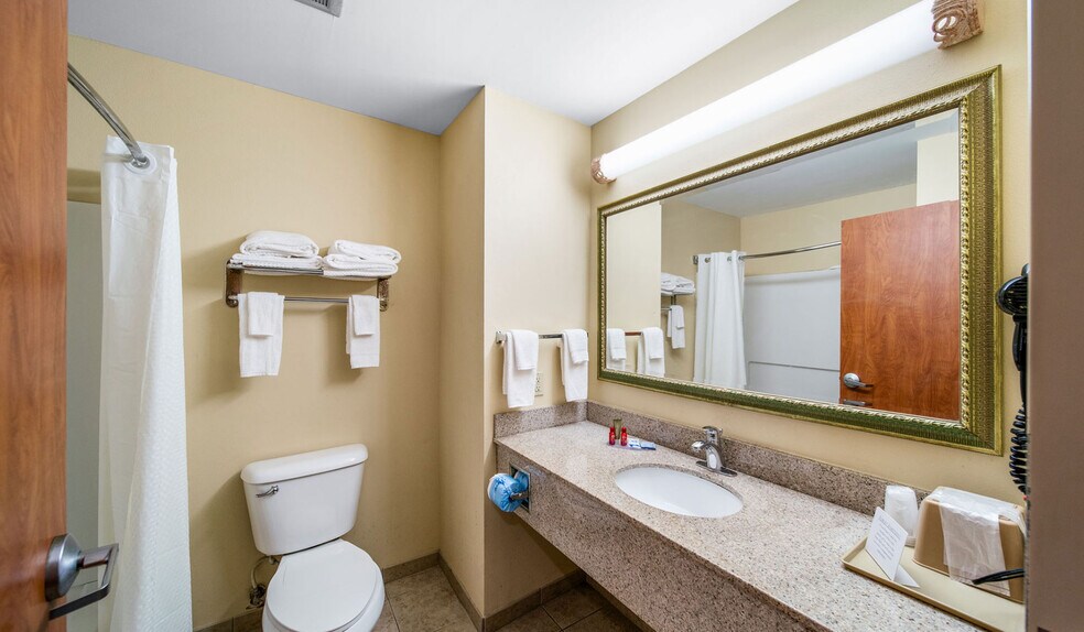 3296 S Muskogee Ave, Tahlequah, OK 74464 Hotel For Sale