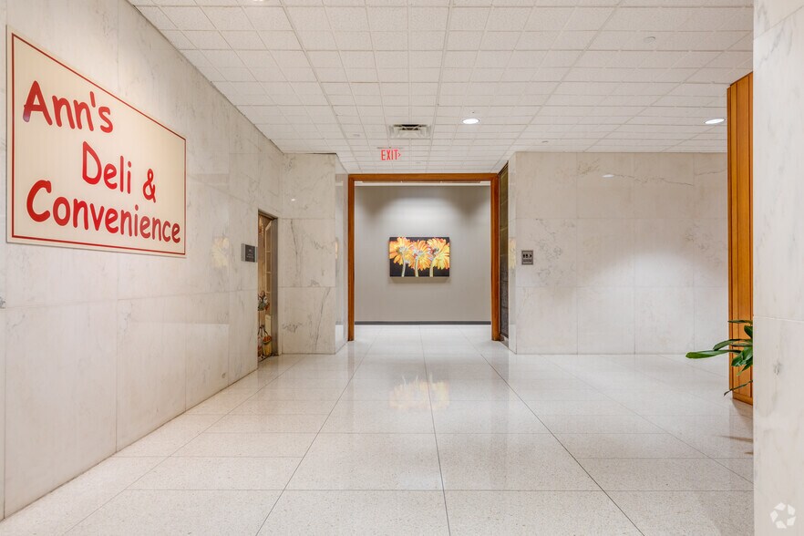 More Photos Of 1437 S Boulder Ave, Tulsa Office For Lease