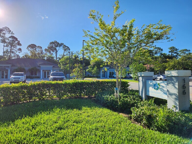 More Photos Of 166 Professional Way, Wellington Medical For Lease