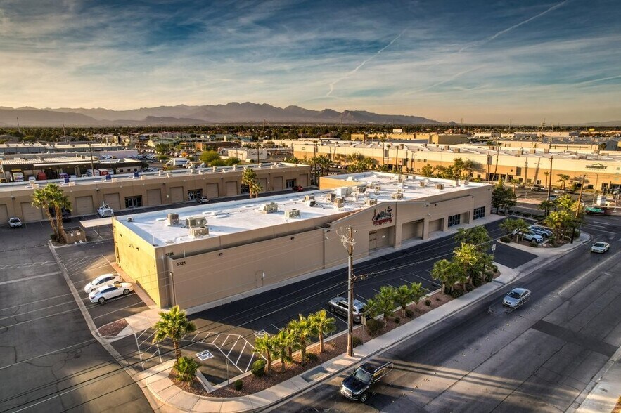 Primary Photo Of 5321 Cameron St, Las Vegas General Retail For Lease
