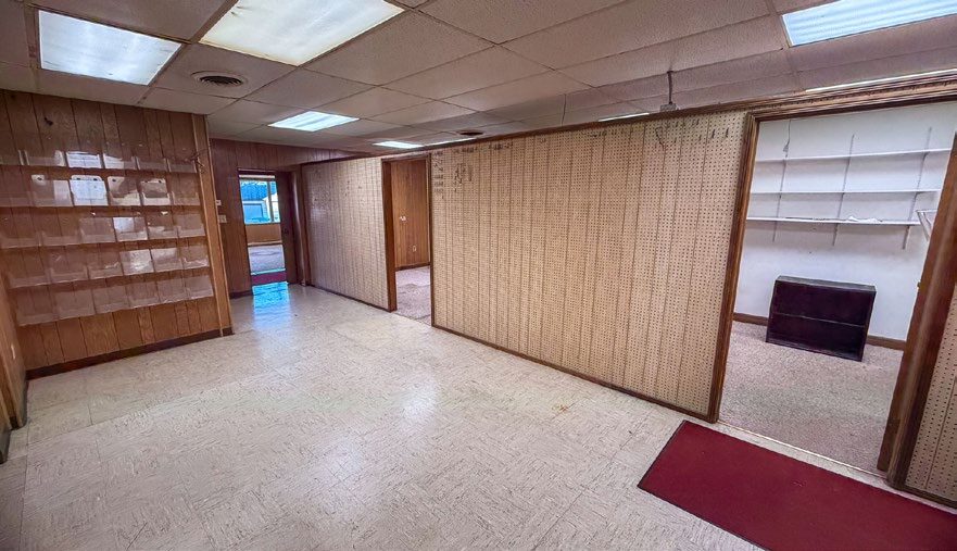 More Photos Of 4602 N 20th St, Milwaukee Warehouse For Sale