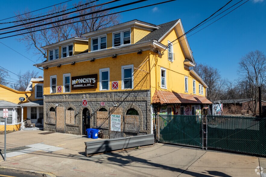 Primary Photo Of 167-171 W Main St, Rahway Restaurant For Sale