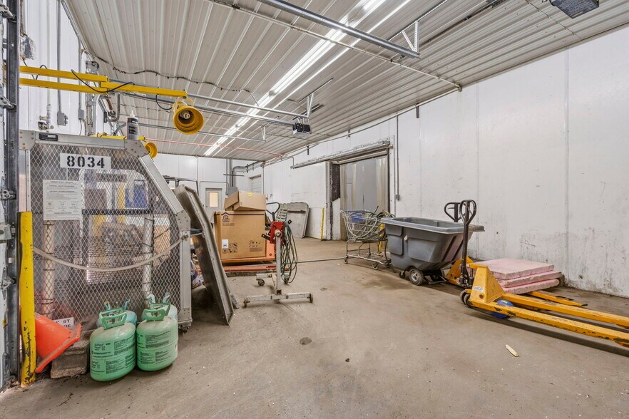 More Photos Of 306 SE Highway AA, Clinton Industrial For Sale