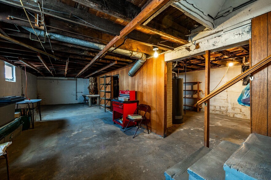 More Photos Of 533 E Perkins Ave, Sandusky Specialty For Sale